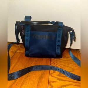 Tommy Hilfiger tote